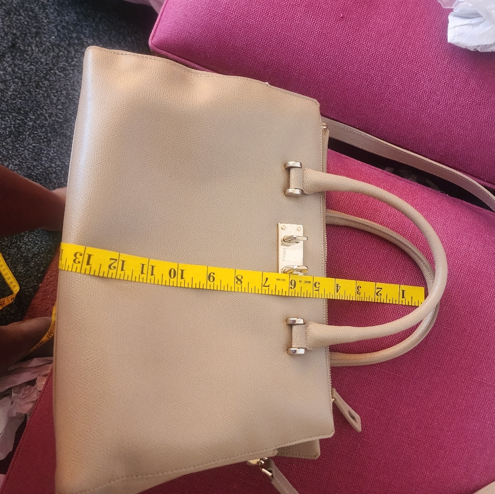 Handbag - Picture 9 of 9